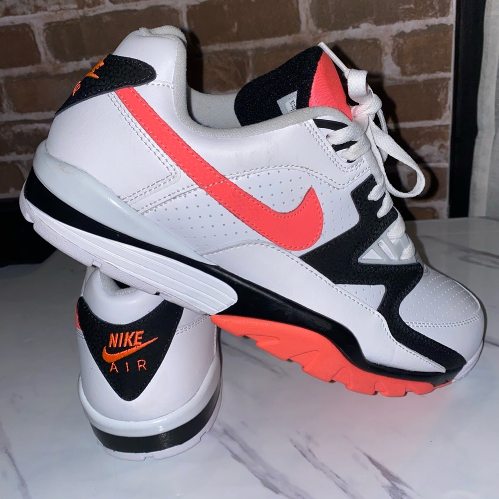Men’s Nike sneakers
